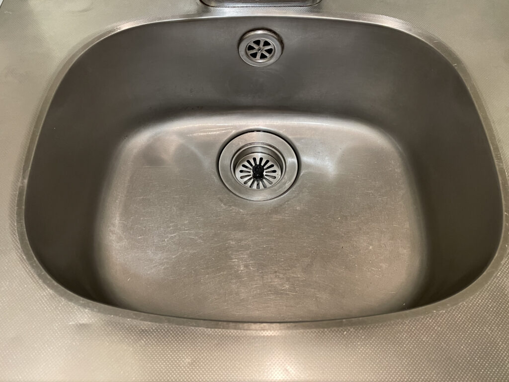 画像に alt 属性が指定されていません。ファイル名: stainless-steel-kitchen-sink-osaka-1024x768.jpg